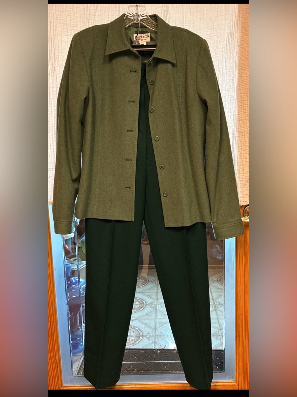 Vintage Pendleton Size 6 Tall Collared Lined Green Blazer Jacket and pants women